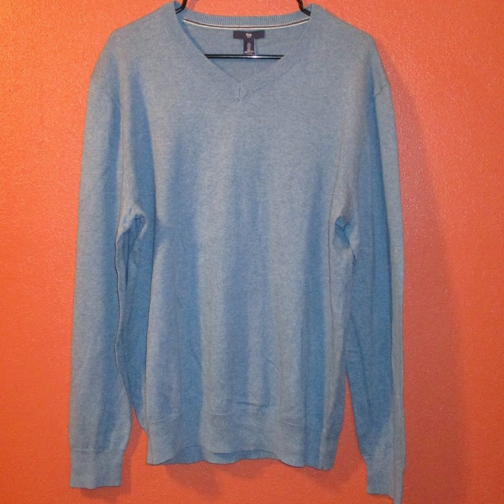 GAP Sweater NEW Woman Large Blue Warm Comfortable Outdoors Long Sleeve Sweater